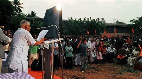 V S Achuthanandan campaigns for Kerala CPM at age 95