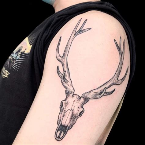 Top 59 Best Deer Skull Tattoo Ideas - [2021 Inspiration Guide]