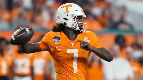 Tennessee vs. Virginia odds, spread, time: 2023 college football picks, Week 1 predictions by ...