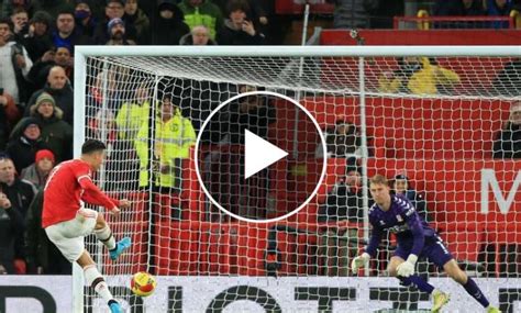 Cristiano Ronaldo Penalty Miss Vs Middlesbrough (VIDEO) Fans React ...