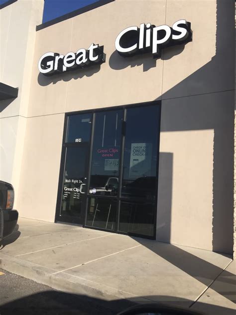 Great Clips - Hair Salons - 1906 South Colorado St, Lockhart, TX ...