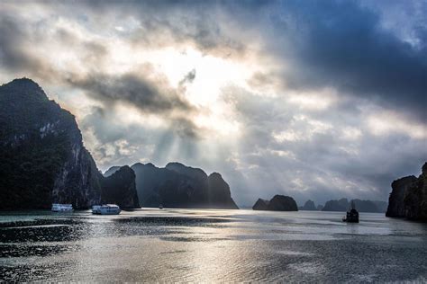 Three Days on Ha Long Bay with Galaxy Cruise Lines | Earth Trekkers