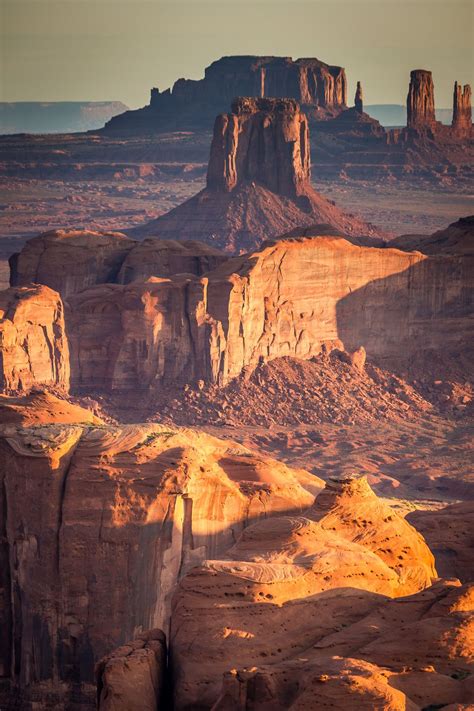 The Hunt's Mesa, Monument Valley | Monument valley, Nature, Photo