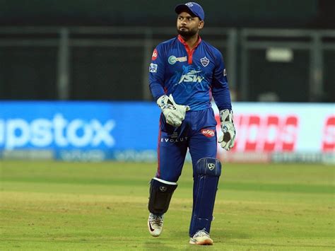 RR vs DC: Rishabh Pant Fumbles Easy Run-Out Chance As Delhi Capitals Go ...