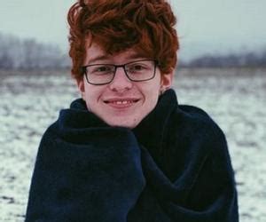 Cavetown Biography - Facts, Childhood, Family Life & Achievements