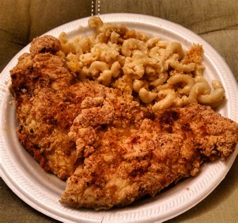 [Homemade] Southern Fried Chicken with Mac n Cheese. : r/food