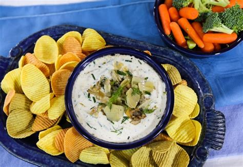 5-Minute Vegan Artichoke Dip