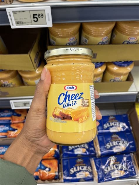 Is Cheez Whiz Keto Friendly? - No Bun Please