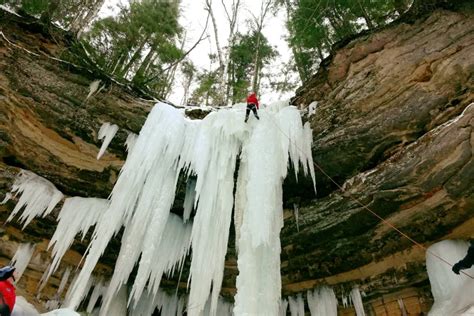 7 Amazing Facts About Pictured Rocks National Lakeshore