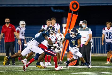 FIU football ends its season this week while its ‘futbol’ team hopes ...