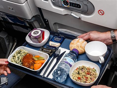 British Airways meals inflight increase in size