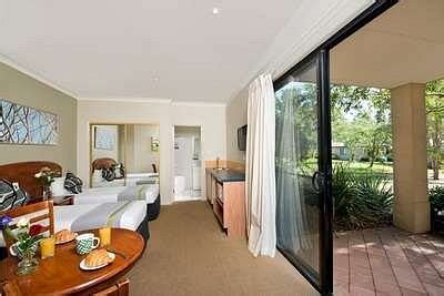 Leisure Inn Pokolbin Hill Spa: Pictures & Reviews - Tripadvisor