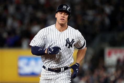 Aaron Judge named finalist for AL Rookie of The Year