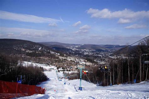 Top 15 Ski Resorts in New York