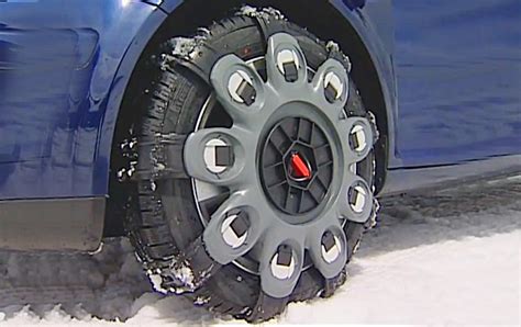 Spikes Spider: Clip-On Tire Spikes Traction Aid For Snow