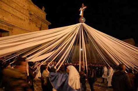 Pasqua a Pietraperzia Lu Signuri di li Fasci