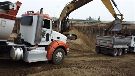 Dirt Hauling Services | Kodiak Trucking, Inc