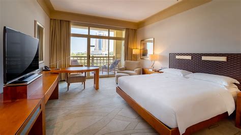 Photos + Reviews | Grand Hyatt Doha Hotel & Villas