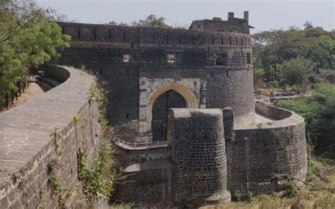 Ahmednagar Fort | WhatsHot Pune