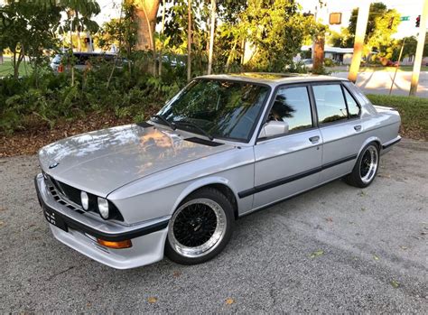 Euro 1983 BMW 525i 5-Speed for sale on BaT Auctions - closed on December 18, 2017 (Lot #7,370 ...