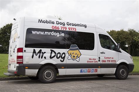 Mobile Dog Grooming Van Exterior 3 – Mr. Dog