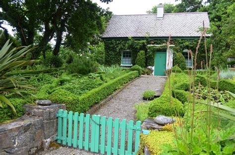 Kelli's Northern Ireland Garden: Irish Castle Gardening