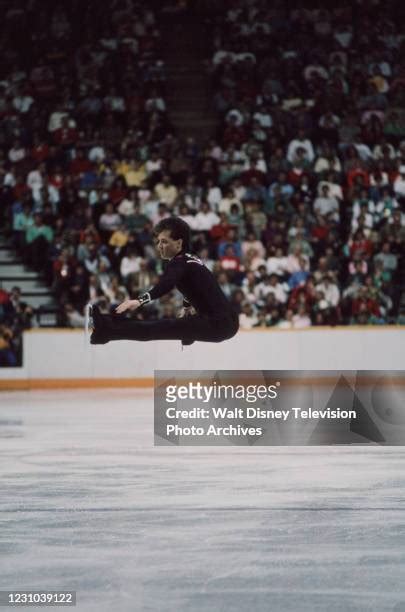 Kurt Browning Photos and Premium High Res Pictures - Getty Images