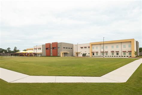 School of Science and Technology - Houston, Texas - Performance Charter School Development