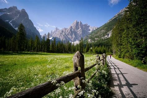 Sexten Dolomites, Italy: 8 Best Hikes + Map