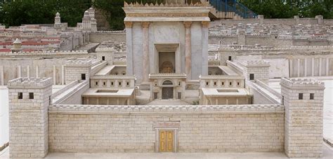 The Second Temple in Jerusalem: Everything You Wanted to Know | Judaica Webstore Blog