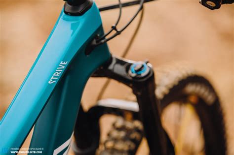 First Ride Review: Canyon Strive 2019 – large 29" wheels and a new ...