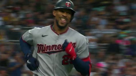 WATCH: Projecting Minnesota Twins 2023 outfield | Byron Buxton, Minnesota Twins | Byron Buxton ⭐ ...