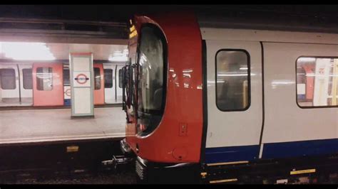 London Underground, Mile End Station, 13.09.13 - YouTube