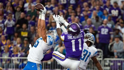 Detroit Lions vs. Vikings predictions: We're split on Thanksgiving Day