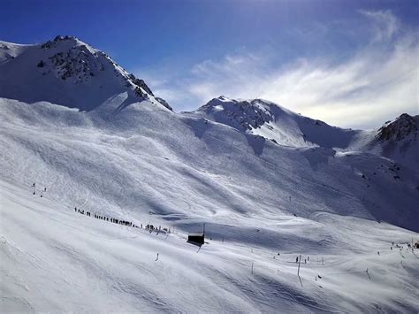 10 Best Ski Resorts in New Zealand, 2023/24