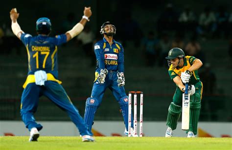 Faf du Plessis was caught behind | ESPNcricinfo.com