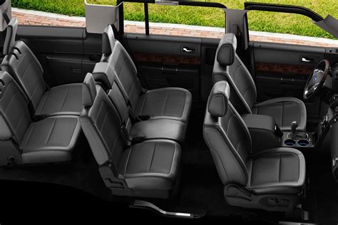 Does the 2019 Ford Flex have 3rd row seating?