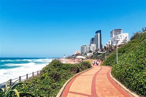 Durban Beach - 9 Best Beaches In Durban For You | Mr. Pocu Blog