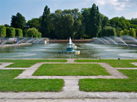 Visit Battersea Park in England - Traveldigg.com