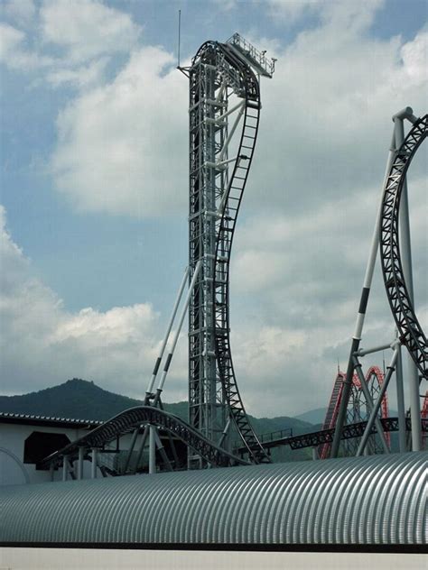 17 Best images about Takabisha: worlds steepest roller coaster on Pinterest | Parks, Roller ...