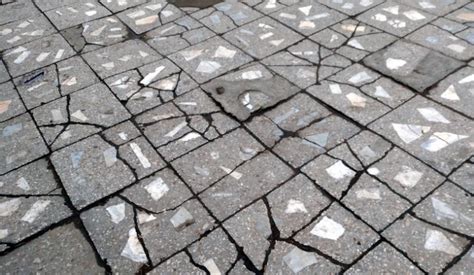 How To Fix Cracks In Concrete Patio - With DIY Expert Advice