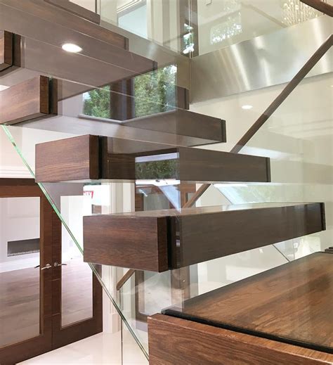 Timber Staircase Design: Cantilever Floating Stairs