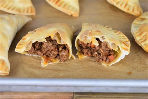 Baked Beef Empanadas - Cook2eatwell