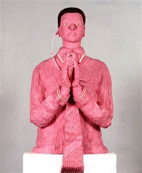 Chewing Gum Sculptures of Maurizio Savini | Fun News