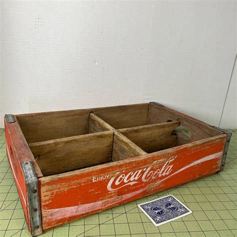 Vintage Coca Cola Wooden Crate | EstateSales.org