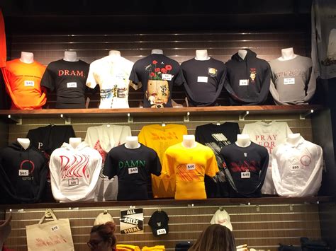 Merchandise in L.A. concert : r/KendrickLamar