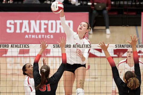 What Stanford can learn from Nebraska, the rock stars of volleyball