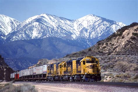 Cajon Pass (Railroad): Train Wreck, Map, History, Photos