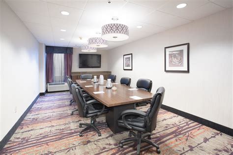 Discount Coupon for Hampton Inn Denver-International Airport in Denver ...