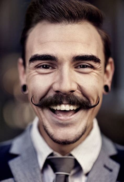 40 Best Handlebar Mustache Styles to Look Sharp [2020]